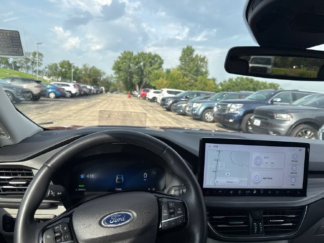Used 2024 Ford Escape Platinum w/ Premium Technology Package AWD/4WD image 15
