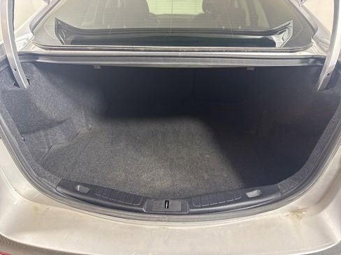 Used 2019 Ford Fusion SE image 21