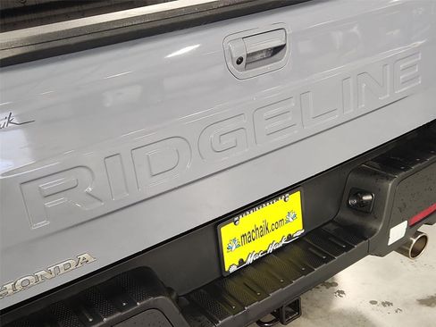 Used 2025 Honda Ridgeline Black Edition image 30