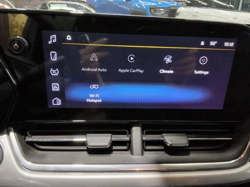 Used 2026 Chevrolet Trax LT w/ Driver Confidence Package FWD image 23