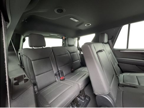 Used 2025 Chevrolet Tahoe LT AWD/4WD image 30