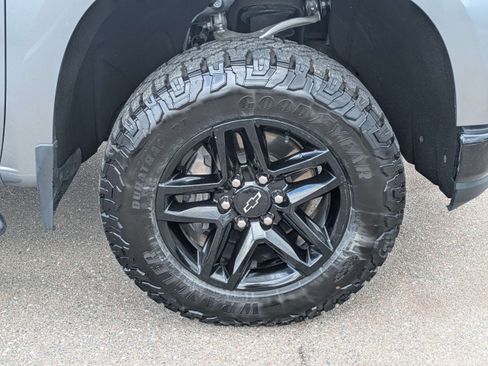 Used 2021 Chevrolet Silverado 1500 LT Trail Boss AWD/4WD image 10