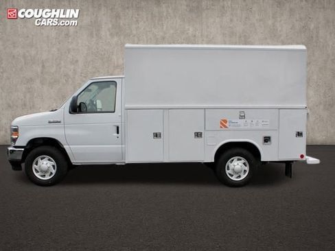 New 2026 Ford E-350 and Econoline 350 Super Duty w/ Power Equipment Group image 3