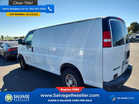 Used 2009 Chevrolet Express 3500 image 3
