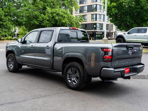 New 2026 Nissan Frontier SV w/ Tow Package AWD/4WD image 4