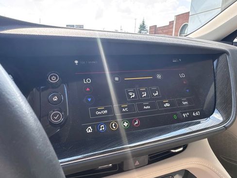 Used 2023 Buick Envision Essence AWD/4WD image 15