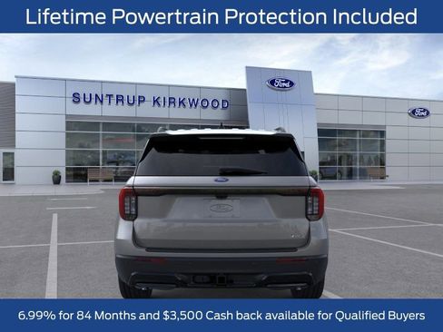 New 2026 Ford Explorer ST-Line image 6