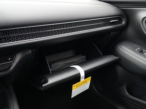 New 2026 Honda HR-V EX-L image 28