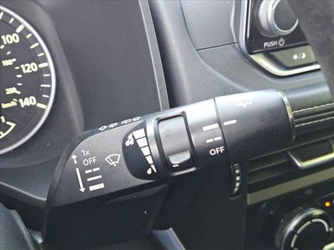 Used 2021 Nissan Rogue S FWD image 13