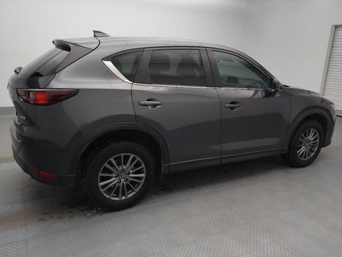 Used 2017 MAZDA CX-5 Touring image 10