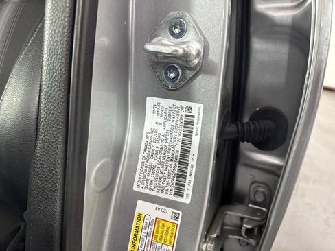 Certified 2025 Honda Civic Sport image 37