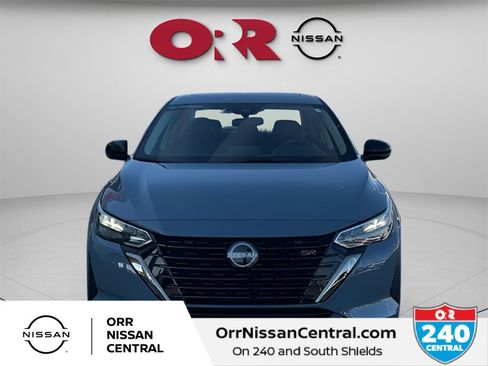 Certified 2025 Nissan Sentra SR w/ SR Premium Package image 2