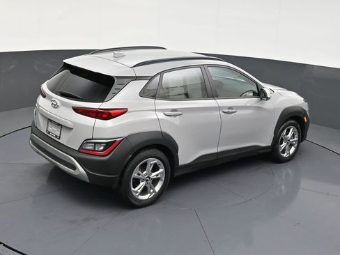 Used 2022 Hyundai Kona SEL FWD image 16