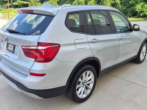 Used 2016 BMW X3 xDrive28i AWD/4WD image 7