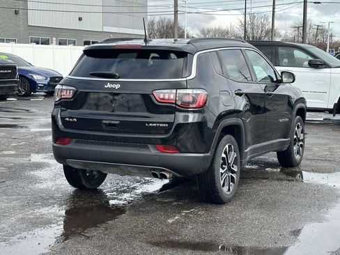 Used 2022 Jeep Compass Limited image 4