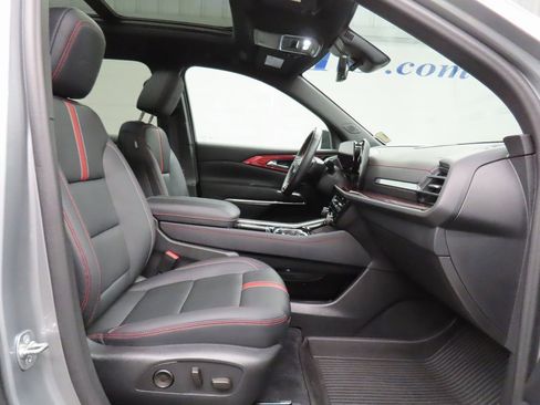 Used 2024 Chevrolet Traverse RS w/ LPO, Floor Liner Package image 34