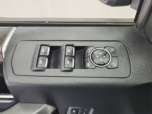 Used 2019 Ford F150 Lariat w/ Equipment Group 502A Luxury image 18