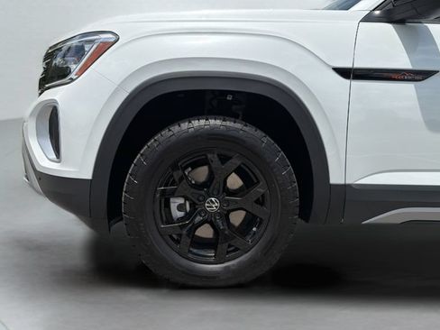 New 2026 Volkswagen Atlas Peak Edition AWD/4WD image 34