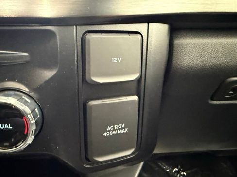 New 2026 Ford F250 Lariat w/ Black Appearance Package image 37