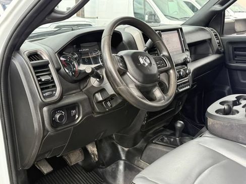Used 2022 RAM 5500 Tradesman w/ Chrome Appearance Group AWD/4WD image 17