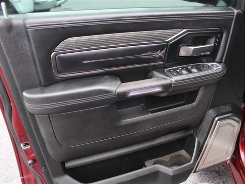 Used 2021 RAM 2500 Limited AWD/4WD image 17