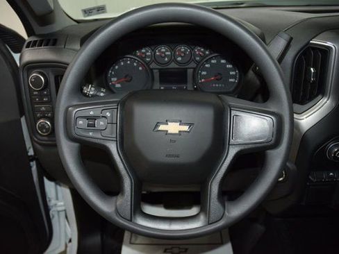 New 2026 Chevrolet Silverado 1500 W/T w/ WT Value Package AWD/4WD image 34