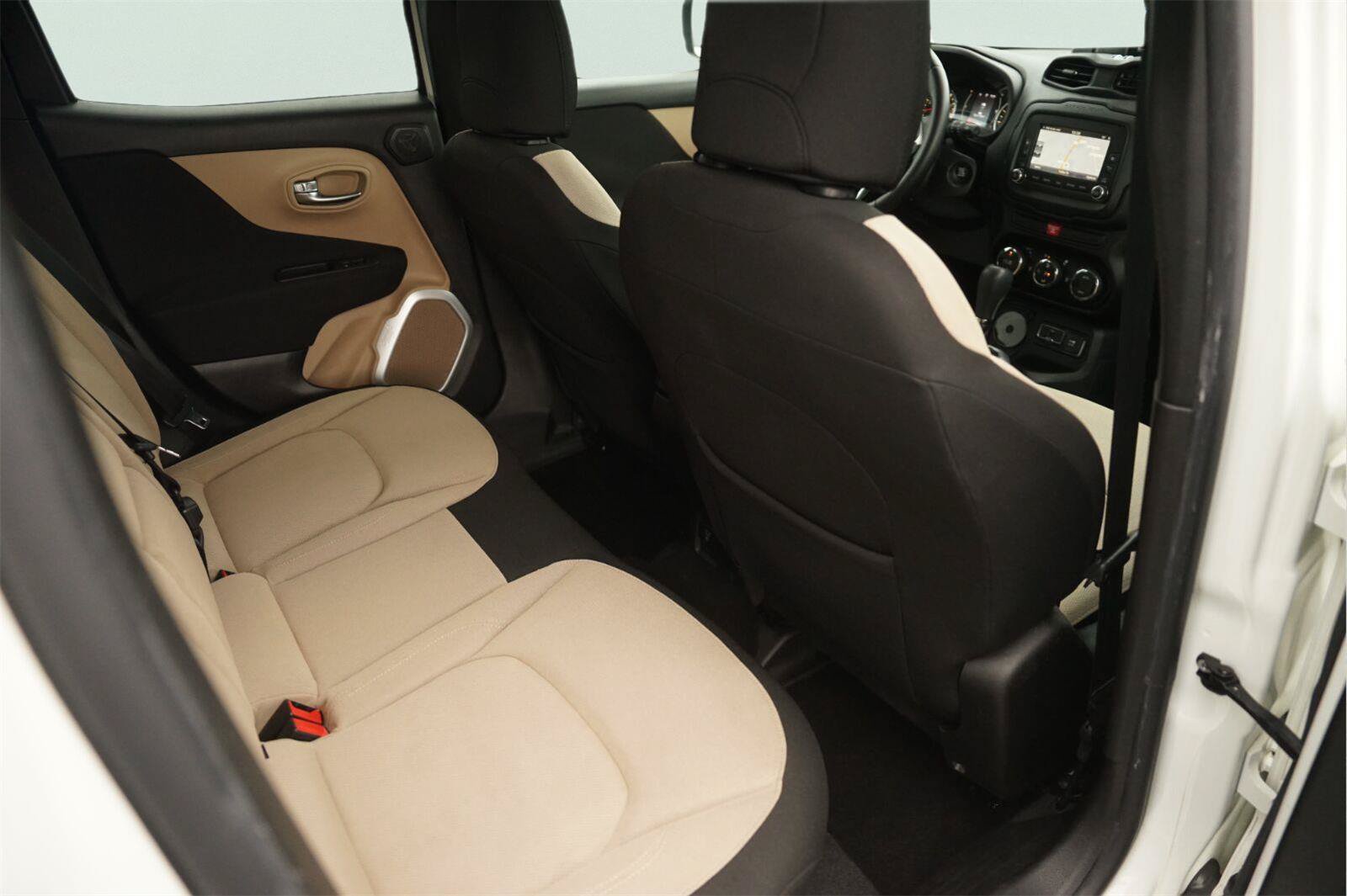 Used 2015 Jeep Renegade Latitude w/ Popular Equipment Group FWD image 14