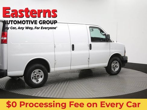 Used 2020 GMC Savana 3500 w/ Driver Convenience Package RWD image 42