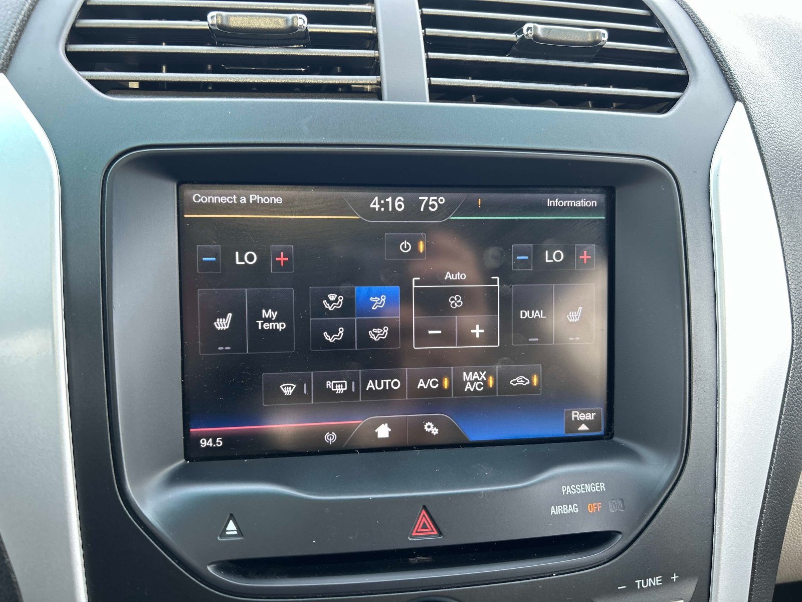 Used 2012 Ford Explorer XLT FWD image 32