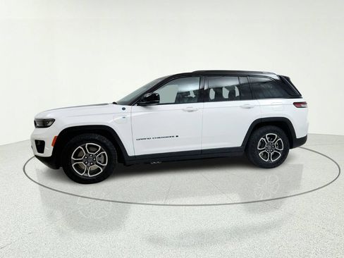 Used 2022 Jeep Grand Cherokee Trailhawk AWD/4WD image 4