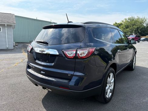 Used 2017 Chevrolet Traverse LT w/ Style and Technology Package AWD/4WD image 5