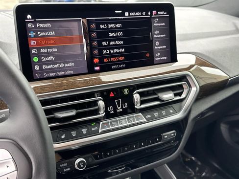 Used 2022 BMW X4 xDrive30i image 23