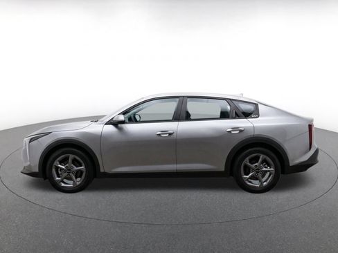 Used 2026 Kia K4 FWD image 5