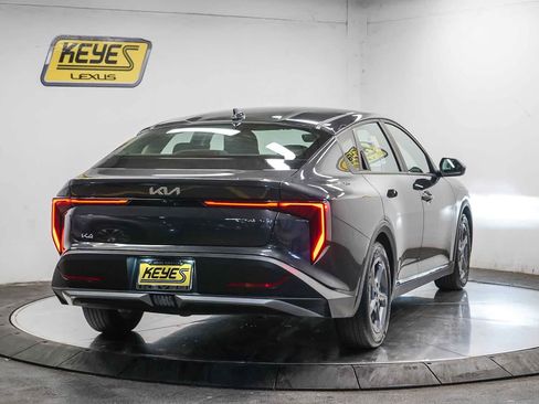 Used 2025 Kia K4 LXS image 4