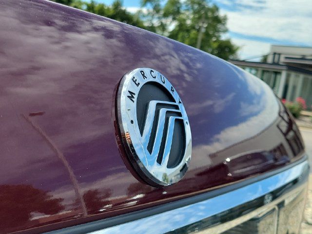 Used 2010 Mercury Grand Marquis LS RWD image 25