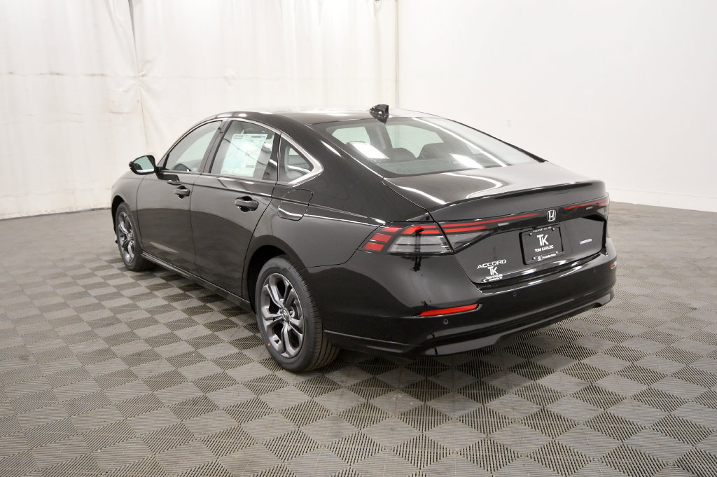New 2026 Honda Accord EX-L image 5