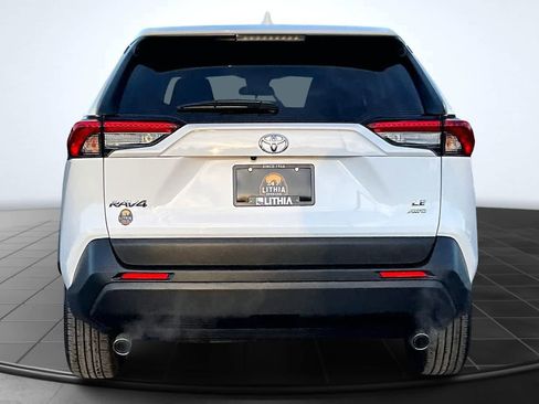 Used 2025 Toyota RAV4 LE image 5