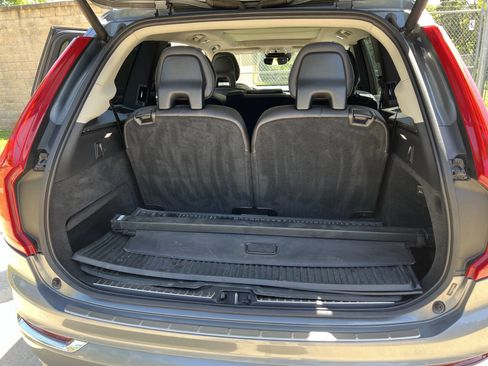 Used 2016 Volvo XC90 T6 Inscription w/ Vision Package image 18