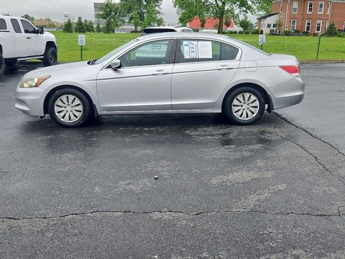 Used 2011 Honda Accord LX image 4