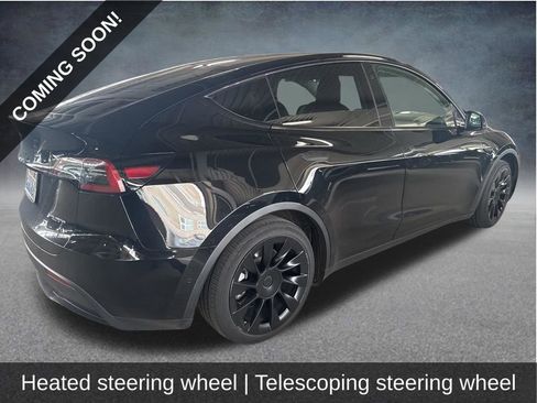 Used 2021 Tesla Model Y Long Range AWD/4WD image 5