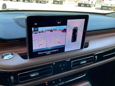 Used 2024 Lincoln Aviator Reserve w/ Equipment Group 201A image 14