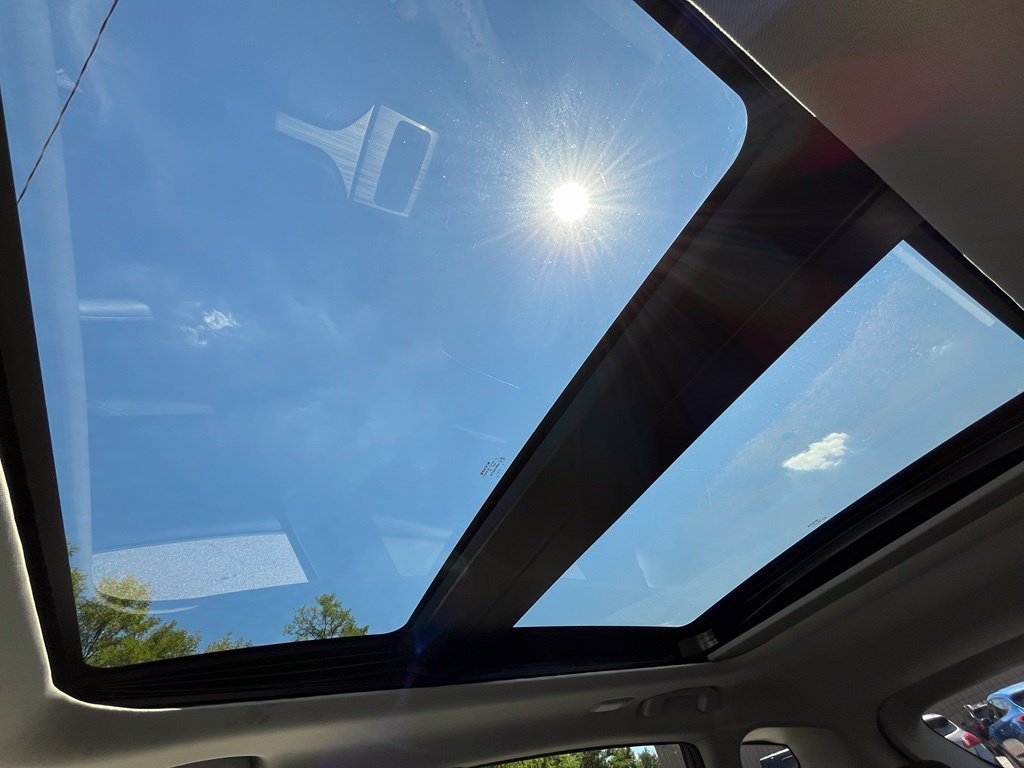 Used 2018 Nissan Murano SL w/ Moonroof Package FWD image 25