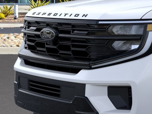 New 2026 Ford Expedition Platinum AWD/4WD image 17