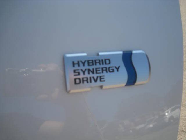 Used 2012 Toyota Prius V Three FWD image 11