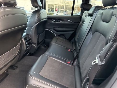 Certified 2022 Jeep Grand Cherokee Altitude image 23