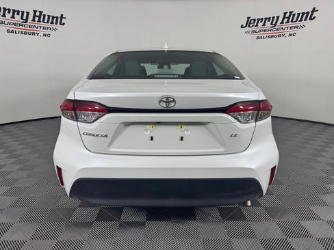Used 2026 Toyota Corolla LE FWD image 8