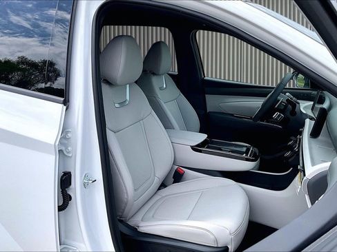 New 2026 Hyundai Tucson Limited image 9