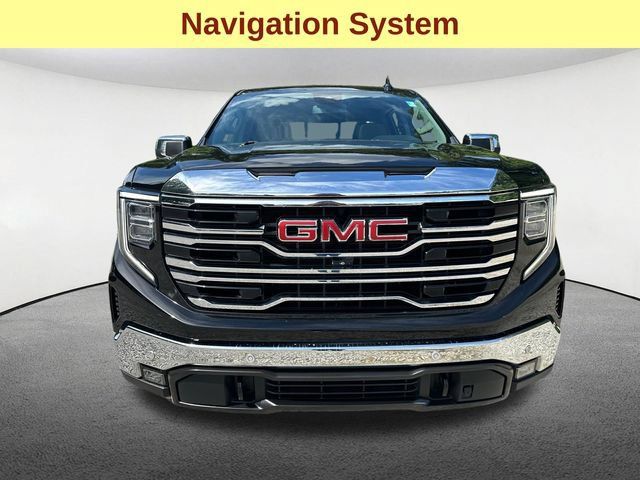 Used 2023 GMC Sierra 1500 SLT w/ SLT Premium Plus Package AWD/4WD image 4