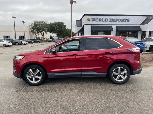 Used 2019 Ford Edge SEL w/ Equipment Group 201A image 2