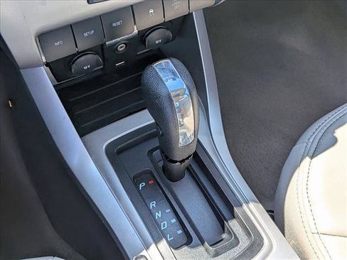 Used 2009 Ford Focus SEL FWD image 15